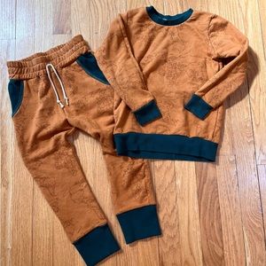 Small shop maps crew and pants set VGUC 5T